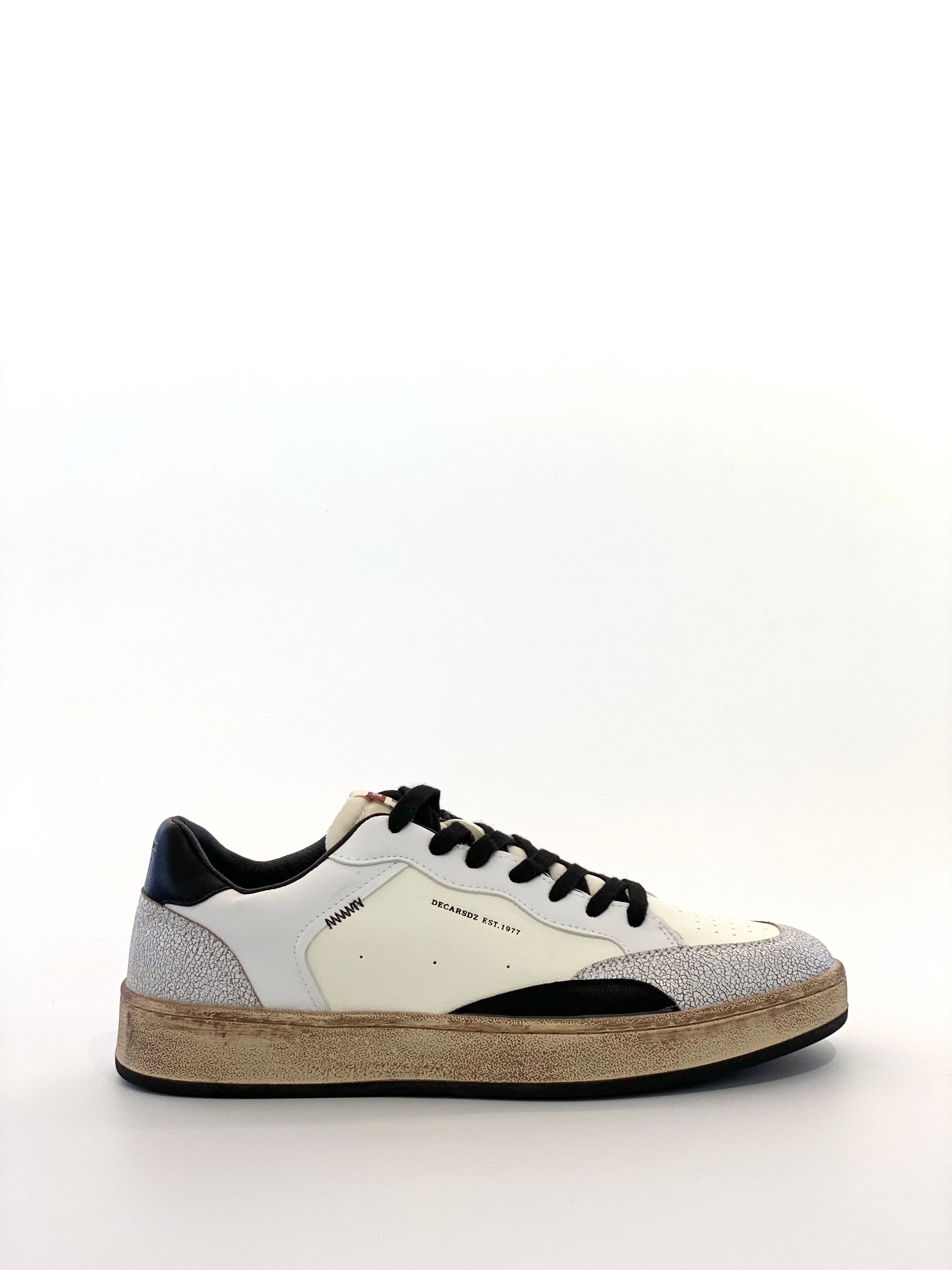Baskets basses vintage pour hommes, en similicuir blanc et à talon Grenn, chaussures de skate décontractées, baskets rétro Sun noires effet vieilli, baskets de mode streetwear pour hommes Camara Shopping Baskets basses vintage pour hommes, en similicuir blanc et à talon Grenn, chaussures de skate décontractées, baskets rétro Sun noires effet vieilli, baskets de mode streetwear pour hommes
