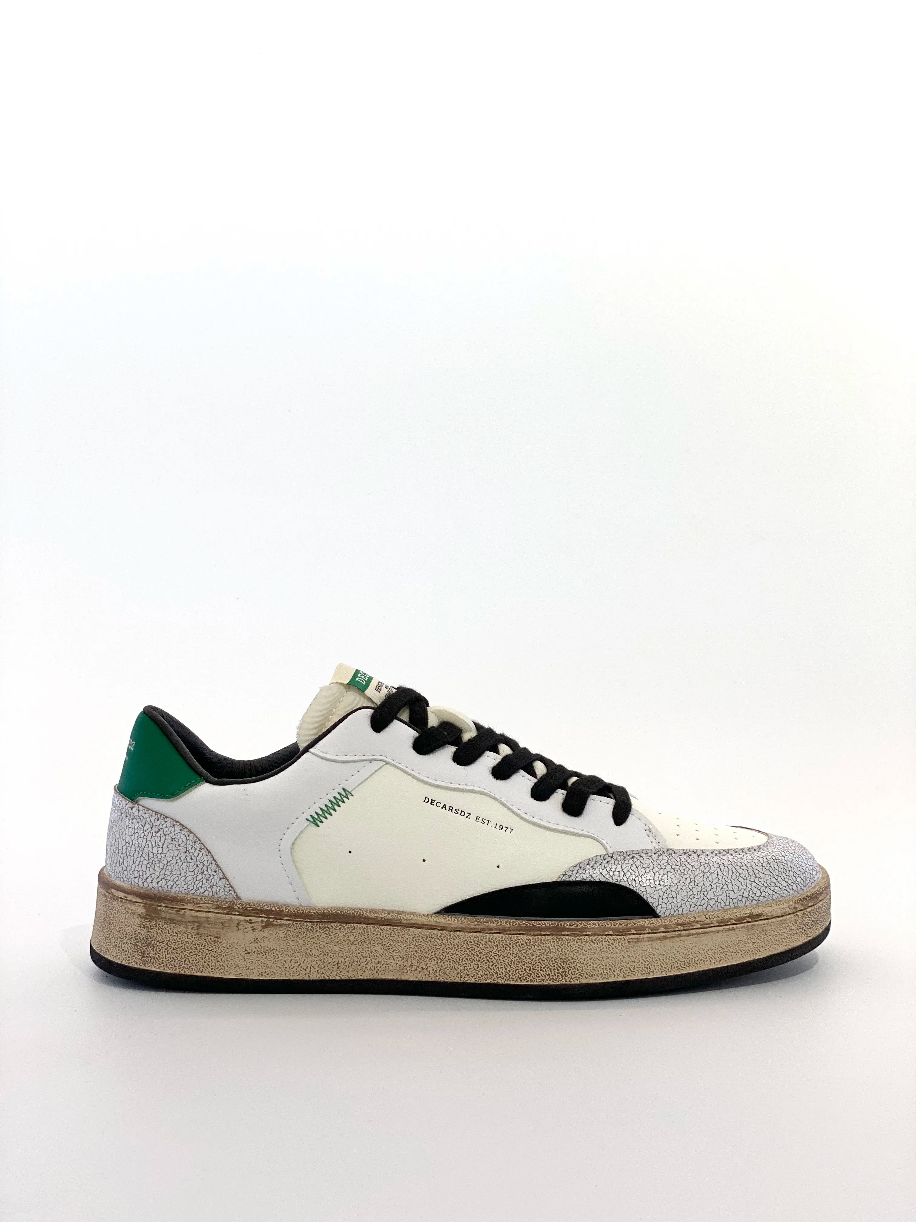 Baskets basses vintage pour hommes, en similicuir blanc et à talon Grenn, chaussures de skate décontractées, baskets rétro Sun noires effet vieilli, baskets de mode streetwear pour hommes Camara Shopping Baskets basses vintage pour hommes, en similicuir blanc et à talon Grenn, chaussures de skate décontractées, baskets rétro Sun noires effet vieilli, baskets de mode streetwear pour hommes