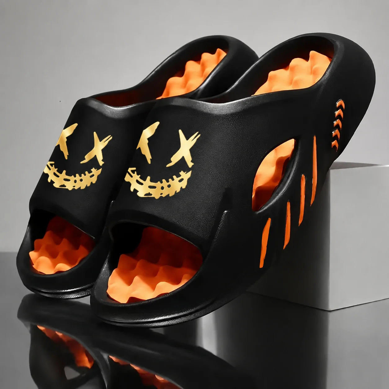 Chaussons d'été pour hommes, chaussures en EVA, antidérapantes, à massage, tongs tendance pour intérieur, chaussures décontractées pour hommes, chaussons pour hommes, grande taille, unisexe Camara Shopping Chaussons d'été pour hommes, chaussures en EVA, antidérapantes, à massage, tongs tendance pour intérieur, chaussures décontractées pour hommes, chaussons pour hommes, grande taille, unisexe