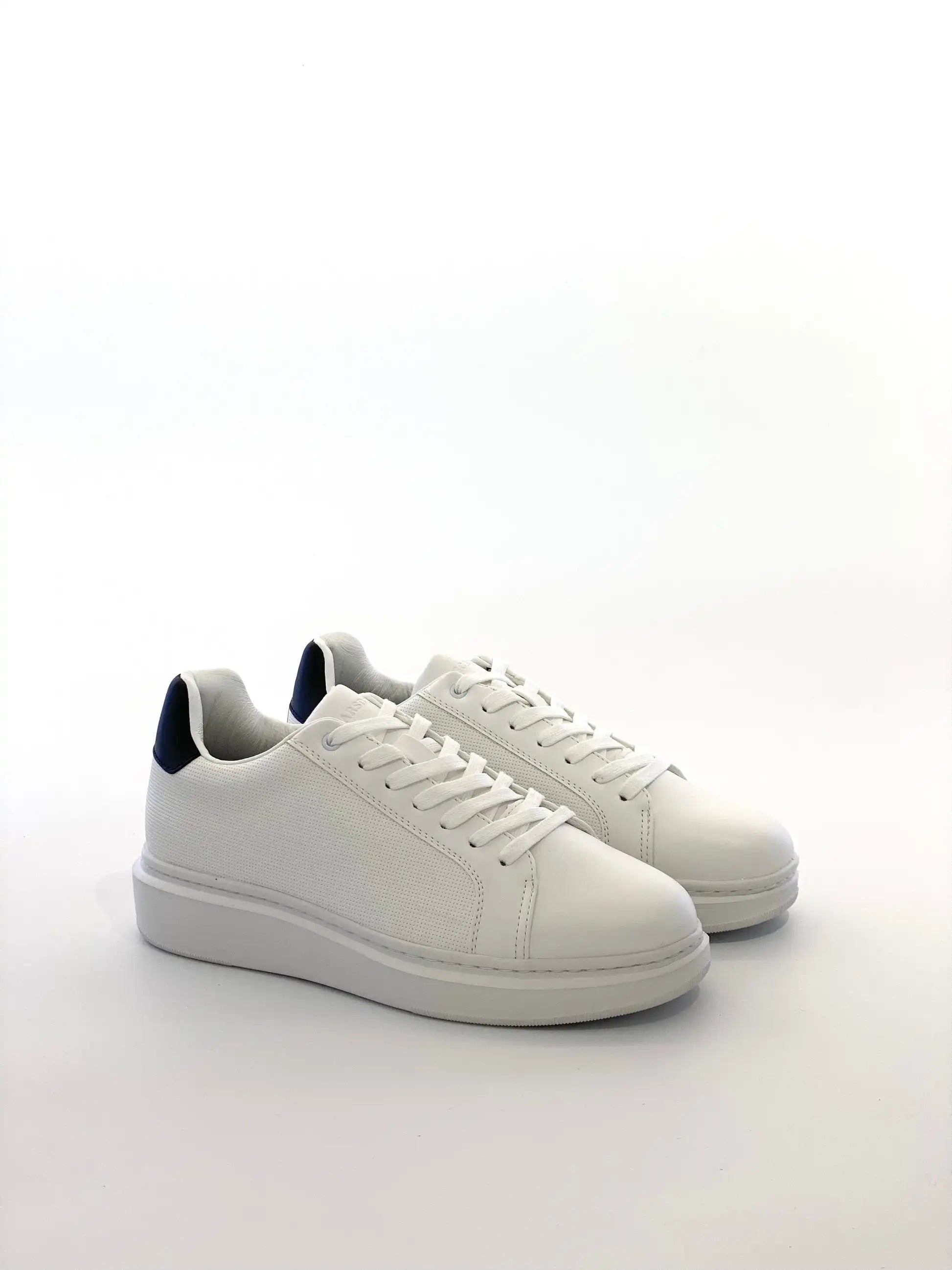 Baskets blanches pour hommes en cuir PU, chaussures décontractées à lacets, légères, confortables, basses, minimalistes, pour la marche Camara Shopping Baskets blanches pour hommes en cuir PU, chaussures décontractées à lacets, légères, confortables, basses, minimalistes, pour la marche