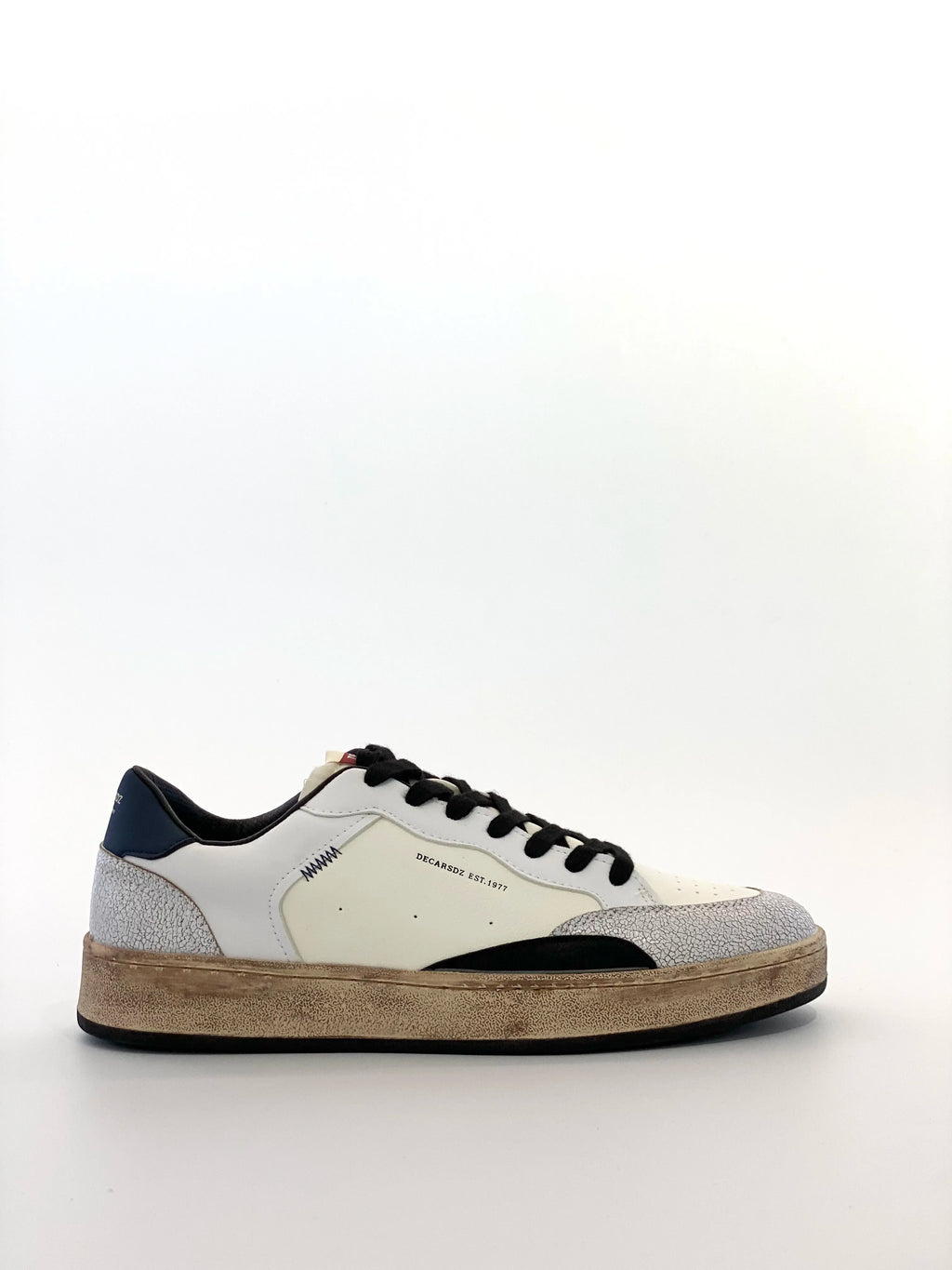 Baskets basses vintage pour hommes, en similicuir blanc et à talon Grenn, chaussures de skate décontractées, baskets rétro Sun noires effet vieilli, baskets de mode streetwear pour hommes Camara Shopping Baskets basses vintage pour hommes, en similicuir blanc et à talon Grenn, chaussures de skate décontractées, baskets rétro Sun noires effet vieilli, baskets de mode streetwear pour hommes