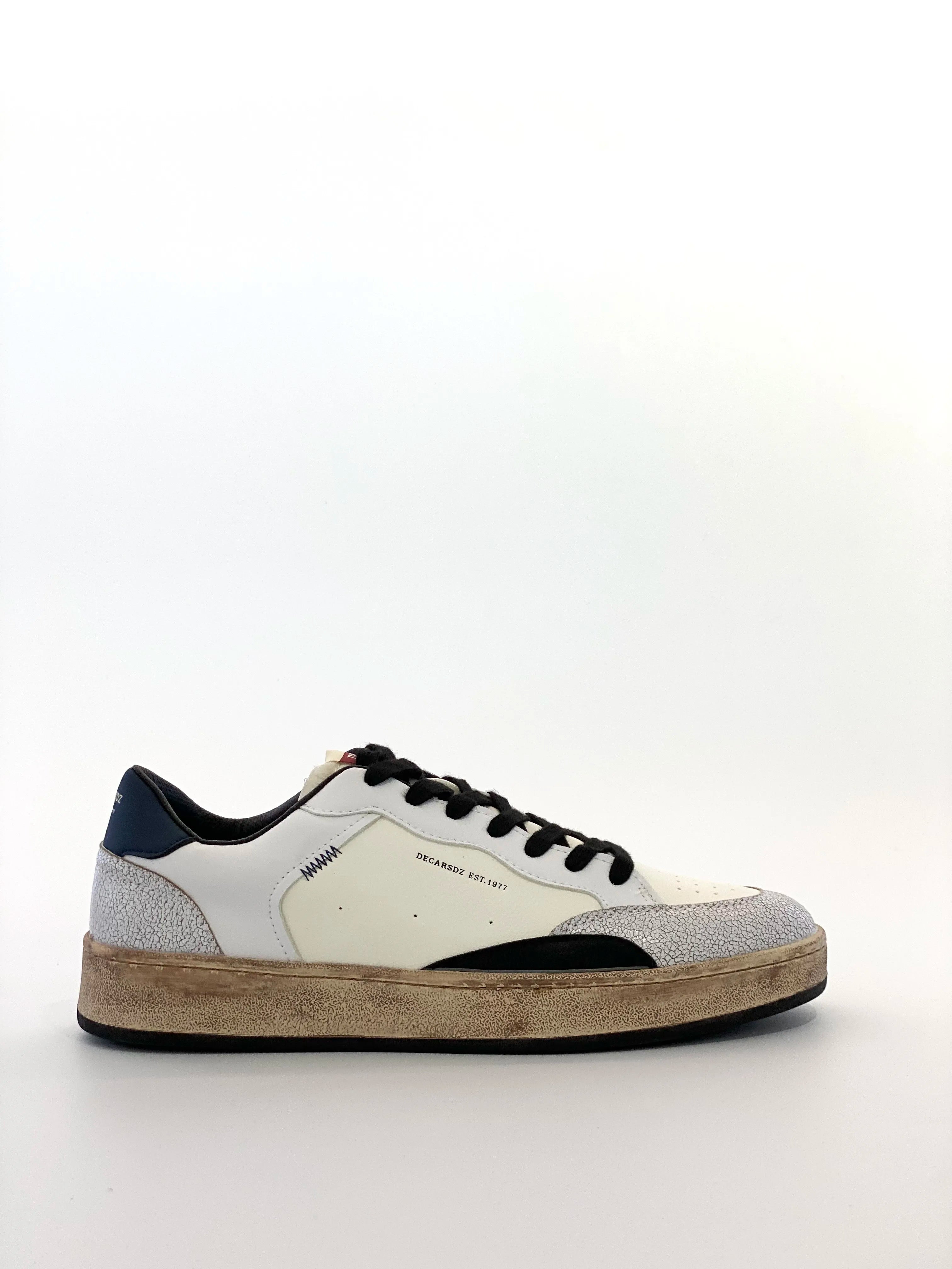 Baskets basses vintage pour hommes, en similicuir blanc et à talon Grenn, chaussures de skate décontractées, baskets rétro Sun noires effet vieilli, baskets de mode streetwear pour hommes Camara Shopping Baskets basses vintage pour hommes, en similicuir blanc et à talon Grenn, chaussures de skate décontractées, baskets rétro Sun noires effet vieilli, baskets de mode streetwear pour hommes