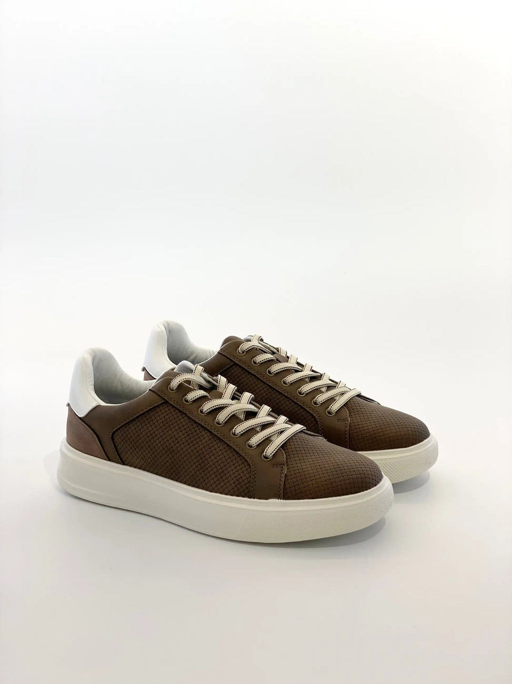Baskets blanches pour hommes en cuir PU, chaussures décontractées à lacets, légères, respirantes, confortables, chaussures de marche basses à la mode Camara Shopping Baskets blanches pour hommes en cuir PU, chaussures décontractées à lacets, légères, respirantes, confortables, chaussures de marche basses à la mode