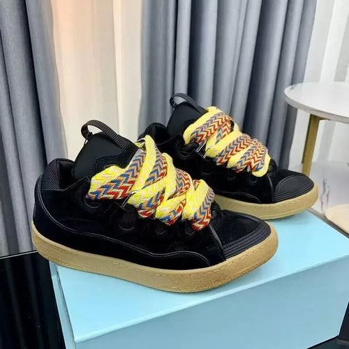 Chaussures de skate confortables à talon haut, à semelle épaisse, décontractées et sportives, style Dad Shoes, nouveau style vietnamien cambodgien, à nouer, à enfiler Camara Shopping Chaussures de skate confortables à talon haut, à semelle épaisse, décontractées et sportives, style Dad Shoes, nouveau style vietnamien cambodgien, à nouer, à enfiler