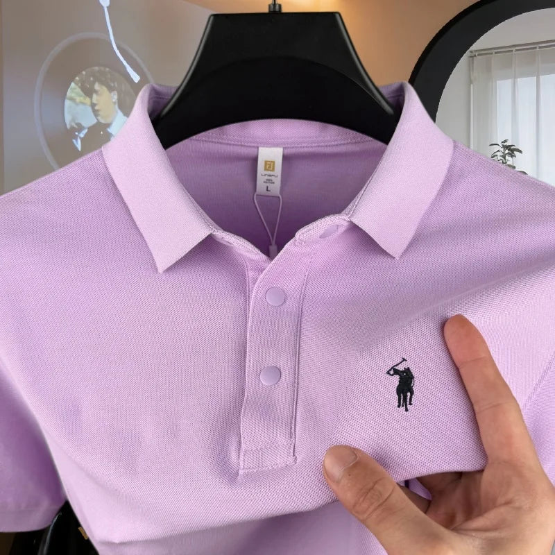 Polo homme 100 % coton pur de marque haut de gamme, manches courtes, broderie poney, collection été 2026, style luxe, haut de golf, t-shirt décontracté Camara Shopping Polo homme 100 % coton pur de marque haut de gamme, manches courtes, broderie poney, collection été 2026, style luxe, haut de golf, t-shirt décontracté