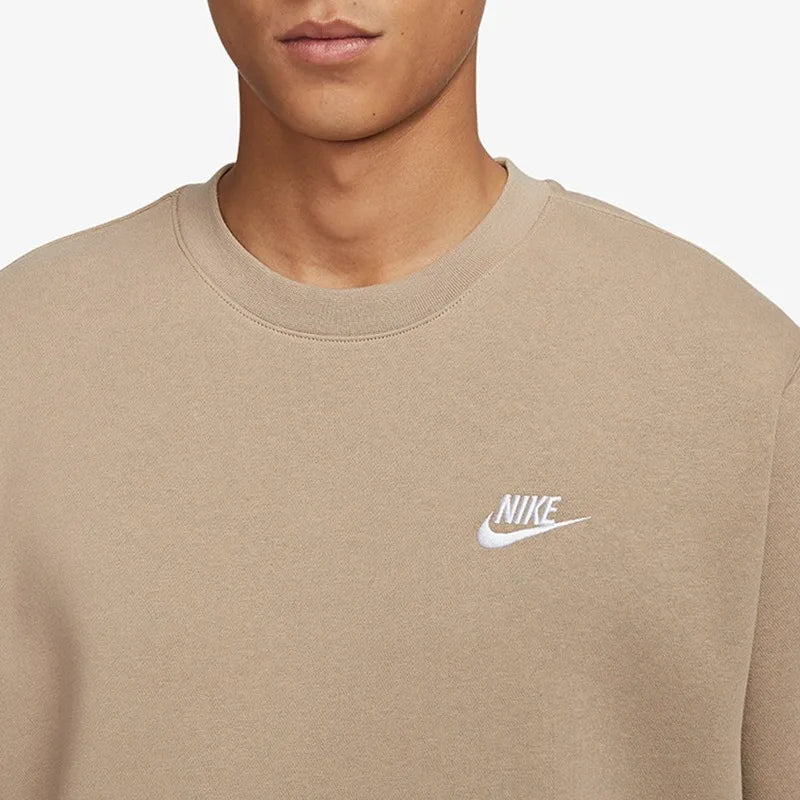Sweat à Capuche Nike Polaire Homme – Chaud, Doux & Poche Kangourou | Automne Hiver - Camara ShoppingSweat à Capuche Nike Polaire Homme – Chaud, Doux & Poche Kangourou | Automne Hiver