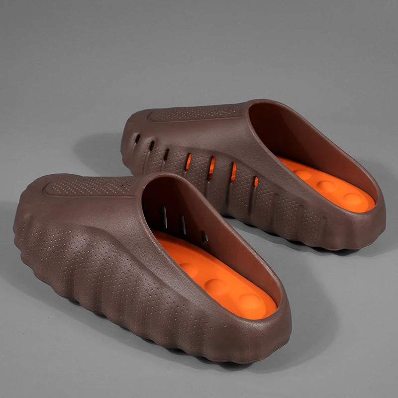 Nouvelles pantoufles pour hommes, pantoufles d'extérieur à semelle épaisse et douce, sandales respirantes, pantoufles de salle de bain antidérapantes, sandales de plage légères pour l'été Camara Shopping Nouvelles pantoufles pour hommes, pantoufles d'extérieur à semelle épaisse et douce, sandales respirantes, pantoufles de salle de bain antidérapantes, sandales de plage légères pour l'été