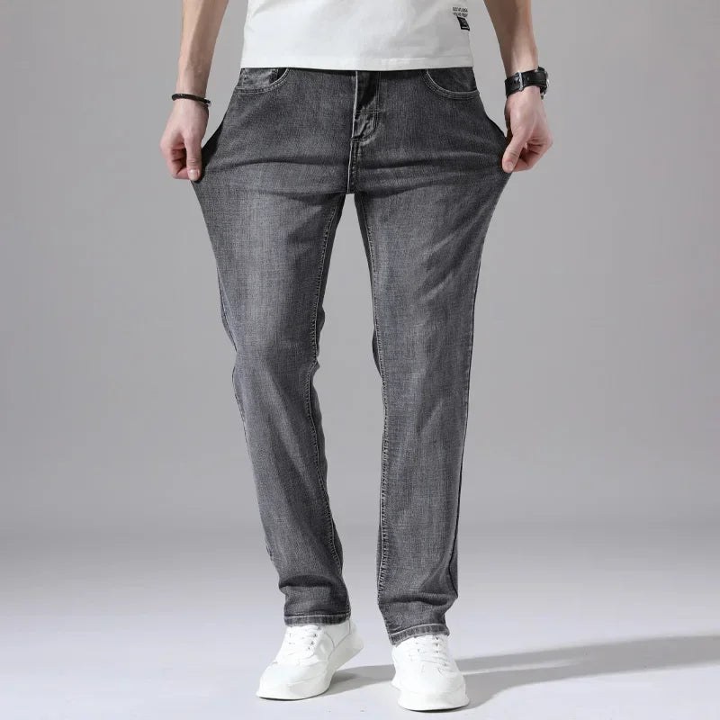 Jean en coton stretch 2026 pour homme, coupe droite, léger, gris, décontracté, printemps-été, neuf Camara Shopping Jean en coton stretch 2026 pour homme, coupe droite, léger, gris, décontracté, printemps-été, neuf