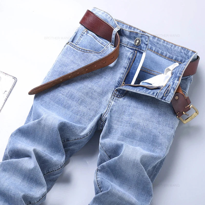 Printemps hommes bleu clair jean mince élégant décontracté tissu extensible Denim pantalon classique pantalon fumée gris Camara Shopping Printemps hommes bleu clair jean mince élégant décontracté tissu extensible Denim pantalon classique pantalon fumée gris