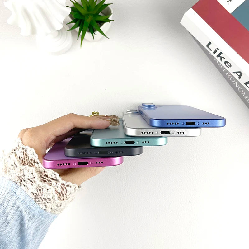 Expédition en 24h : Maquette de téléphone réaliste non fonctionnelle pour iPhone 16 et 16 Plus, idéale pour la photographie et l'affichage. Camara Shopping Expédition en 24h : Maquette de téléphone réaliste non fonctionnelle pour iPhone 16 et 16 Plus, idéale pour la photographie et l'affichage.