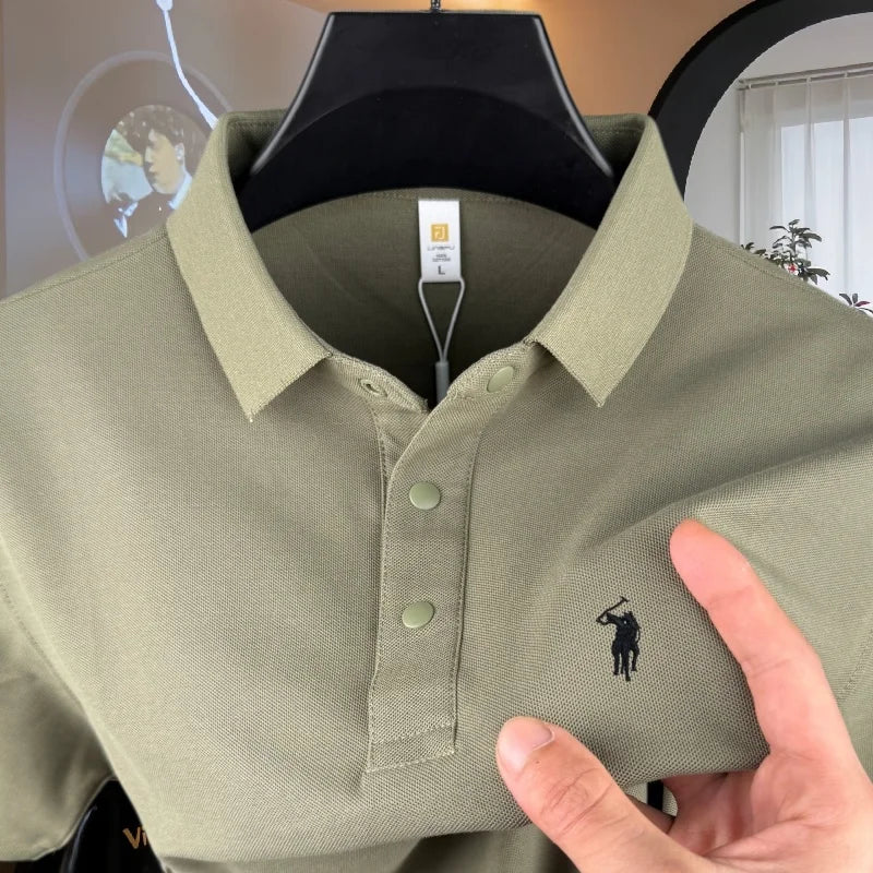 Polo homme 100 % coton pur de marque haut de gamme, manches courtes, broderie poney, collection été 2026, style luxe, haut de golf, t-shirt décontracté Camara Shopping Polo homme 100 % coton pur de marque haut de gamme, manches courtes, broderie poney, collection été 2026, style luxe, haut de golf, t-shirt décontracté