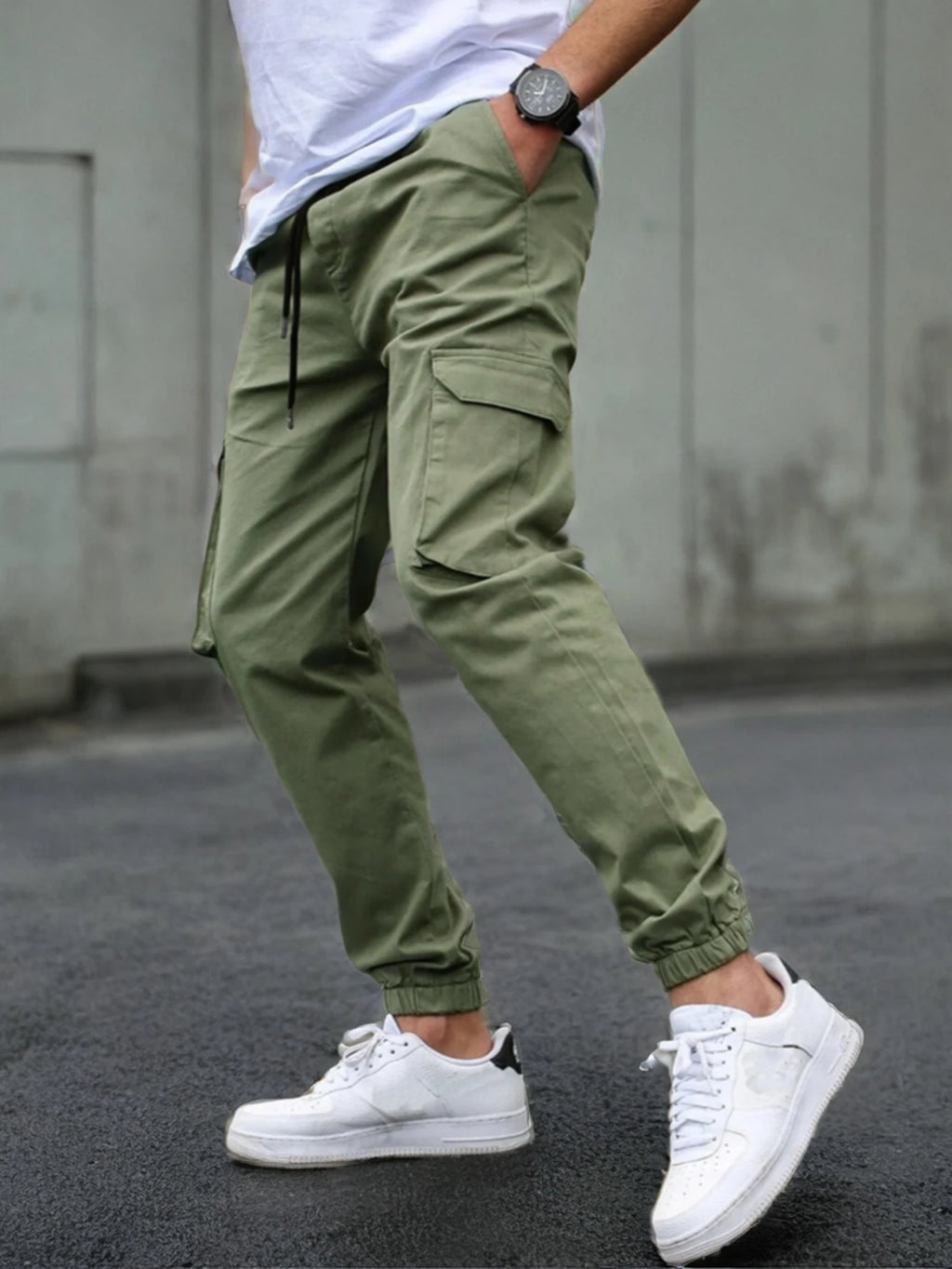 Nouveaux pantalons de travail pour hommes avec plusieurs poches et pantalons à jambes, pantalons d'extérieur décontractés pour hommes Camara Shopping Nouveaux pantalons de travail pour hommes avec plusieurs poches et pantalons à jambes, pantalons d'extérieur décontractés pour hommes