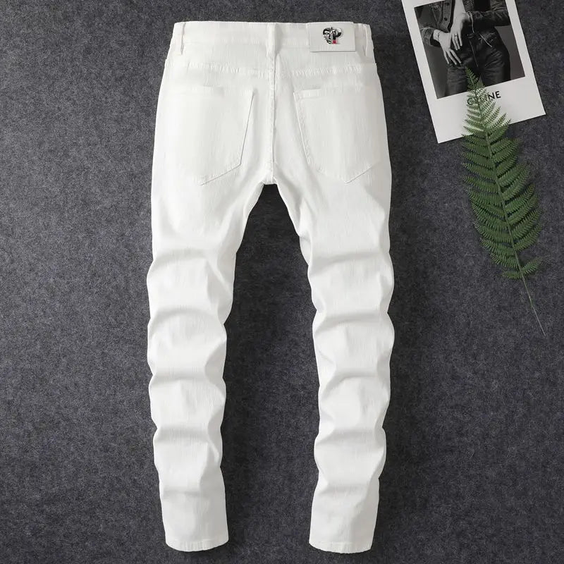 Jean Slim Fit Murcia pour Homme, Blanc, Perçage à Chaud, Élégant, Américain, High Street, Tendance, Vente Chaude, Printemps et Été 2024 Camara Shopping Jean Slim Fit Murcia pour Homme, Blanc, Perçage à Chaud, Élégant, Américain, High Street, Tendance, Vente Chaude, Printemps et Été 2024