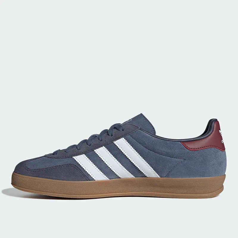 Adidas JI3526 Retro Daily Trainers, gris et blanc, semelle extérieure légère en caoutchouc, confort et style, baskets de skate urbaines